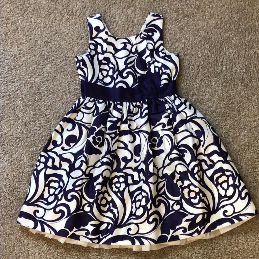 Girls Gymboree dress, size 7.
